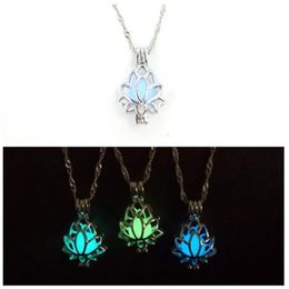 Pendant Necklaces Fashion Silver Colour Stainless Steel Luminous Flower Lotus Shape Necklace Yoga Chakra For Women Jewellery Gift324u