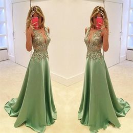 2020 Sexy Elegant Olive Green Evening Dresses Wear V Neck Satin Lace Appliques Beading Sleeveless Prom Gowns Plus Size Formal Part270F