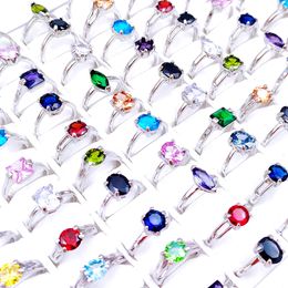 Wholesale 100pcs Womens Rings Silver Plated Prong Zircon Stone Fashion Accessories Party Gift With A Display Box
