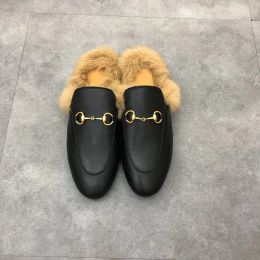 Women Princetown Loafers Warm Wool Slippers Fashion Autumn Winter Slipper Classic Metal Buckle Embroidery Sandals Men Leather Half Pattern Slides 9910ess