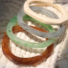 HANGZHI Retro Color Geometric Irregular Acrylic Resin Bracelet For Women Girls Trendy Summer Bangle Party Travel 2022 New L230704