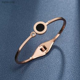titanium steel bracelet Roman numeral black shell bracelet female fashion bracelet 2022 Simple Korean Accessories L230704