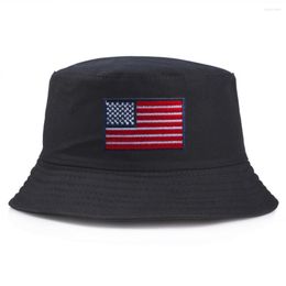 Berets Embroidered Fisherman Hat Tide Men And Women Street Visor Summer Outdoor Leisure Basin Cap Flag Bucket Hats