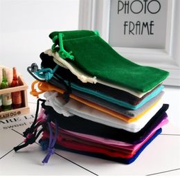 100pcs lot 5x7 7x9 9x12 15x20cm Velvet Bag Wedding Party Favour Boutique Cosmetics Jewellery Packaging Bags Candy Gift Bag Pouches T2303O