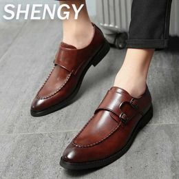 Dress Shoes Men's Leather Shoes Casual Business Dress Formal Dress Oxford Shoes Pointed Toe Slip-on Men Brogue Shoes Party Office Shoes Men L230720