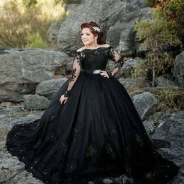 Elegant Black Lace Beaded Vintage Quinceanera Dresses Long Sleeves Ball Gown Tulle Evening Party Sweet Gowns 16 Prom Dresses257r
