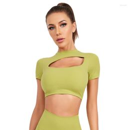 Active Shirts Women Hollow Out T-Shirts Quick Dry Soft Fabric Sport Crop Top Fitness Gym Yoga Short Sleeve Removable Padded Sportswear