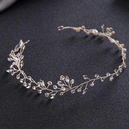 Kadınlar için lüks saç takılar narin kristal rhinestone kafa bantları el yapımı gelin tiaras romantik düğün saç aksesuarları210t