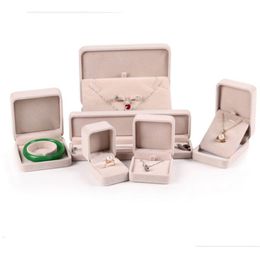 Jewelry Boxes Beige Color For Bracelet Bangle Earring Stud Pendant Necklace Ring Packaging Veet Case Display Decor Drop Delivery Dhawl