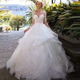 2020 Novo Vestido de Baile Vintage Vestidos de Noiva Princesa 2020 Manga Longa Abertura nas Costas Apliques Renda Tule Saia Em Camadas Casamento Noiva Go242L