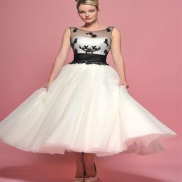 White and Black Short Wedding Dresses Summer Style Applique A-Line Ankle Length Backless Sheer Tulle Bridal Gowns Vestido De Noiva238e