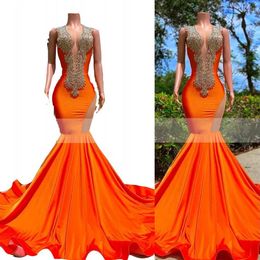 2023 Arabic Evening Dresses Wear Luxurious Beaded Crystals Rhinestone Orange Deep V Neck Prom Dress Mermaid Formal Party Gowns Ope315h