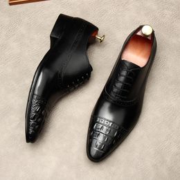 Mens Black Dress Shoes Luxury Genuine Leather Fashion Crocodile Pattern Patent Leather Wedding Oxfords Social Shoes Man 2023 New