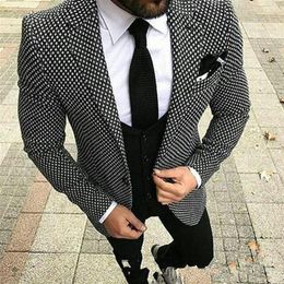 Tailor Made Chequered Black White Men Suits Slim Fit Formal Groom Prom Blazer 3 Piece Tuxedo Marriage Suit Jacket Pant Vest3168