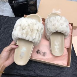 2023 New slipper Luxurys designers Women Ladies wool Slides Fluffy Sandals Slippers Comfortable Flip Flop Slippers fashion versatile size 35-40