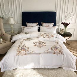 King Queen Size Comforter Cover Flat Fitted Bed Sheet set White Chic Embroidery 4Pcs Silk Cotton Wedding Bedding Sets Luxury Home 175g