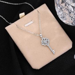 Pendant Necklaces Fashion Hollow Zircon Rhinestone Key Chain Necklace For Women Long Crystal Jewellery Gifts Dz020