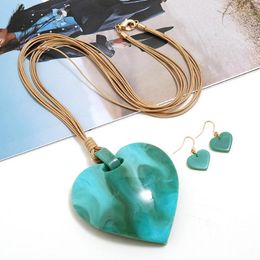 Pendant Necklaces Classic Long Leather Rope Acrylic Heart Necklace Women