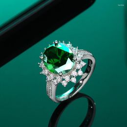 Cluster Rings Selling S925 Sterling Silver Imitation Diamond Turquoise Ring Female Personality Light Luxury Temperament Engagement Jewelry