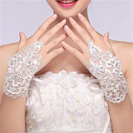New Arrival Cheap In Stock Lace Appliques Beads Fingerless Wrist Length With Ribbon Bridal Gloves Wedding Accessories2829