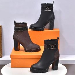 Designer-Stiefel, Stiefeletten, Martin-Stiefel, Wüste für Damen, klassische Buchstabenstiefel, modische Winter-Lederstiefel, grober Absatz, Reißverschluss, Damenschuhe, Größe 35–42 mit Box