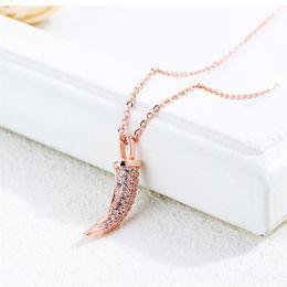 Horn Full Zircon Pendant Necklace Copper Alloy Material Plated Chain Necklace Inlaid Zircon Trendy Women Jewelry Gift245E