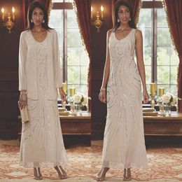 2022 Ankle Length Chiffon Mother of the Bride Groom Dress With Long Sleeve Jacket A-Line V-neck Beading Elegant Champagne Real Pho253H