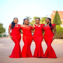 2021 New Sexy African Red Satin Mermaid Long Bridesmaid Dresses Off The Shoulder Ruched Plus Size Custom Wedding Guest Maid Of Hon260T