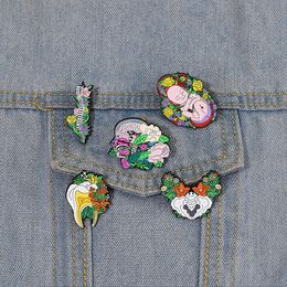 Floral Organs Enamel Pins Fetus Uterus Tooth Rib Liver Kidney Pelvis Brain Lung Brooches Lapel Badge Jewelry Gift for Friends