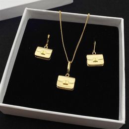Designer Necklace Set Earrings For Women Luxurys Designers Gold Necklace Pendant Earring Fashion Jewerly Gift With Charm D2202181Z328Z