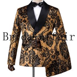 Rich And Royal High Quality Velvet Gold Jacquard Groom Tuxedos Shawl Lapel Groomsmen Mens Suits Blazers Jacket Pants Vest306E