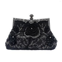 Evening Bags Chinese Style Clutch Ladies Beads Wedding Party Embroidered Handbag 2023 Retro Small Totes Chain Crossbody Bag