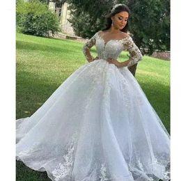 2023 New lace Arabic Wedding Dresses Long train long sleeves 3D floral appliques Lace Appliques Satin Plus Size Bridal Gowns Elegant Bohemian Tulle A Line wed dress