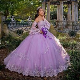 Gorgeous Lavender Designer Ball Gown Quinceanera Dresses Puffy Sleeves Sweetheart Lace Appliques Sweep Train Sweet 16 Prom Dress Q328s