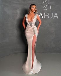 Sexy Champagne Plus Size Mermaid Prom Dresses Long for Women Deep V Neck Illusion High Side Split Birthday Pageant Celebrity Evening Party Gowns Formal Occasions