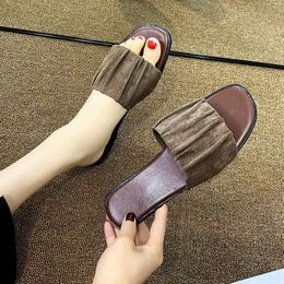 Stylish Flat Slippers Women Outdoor Everything Beautiful Casual Fairy Wind Comfortable Soft Soled Beach Sandals