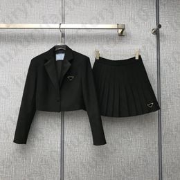 Women Tracksuits Suit Set Formal Skirt Shorts Coats Dresses Set Classic Top Quality SML