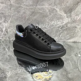 2023 new Luxurys Black Platform Loafers Shoe Thick Bottom Loafer Sneaker Fashion Chunky Flatform Oversized Wave-Shaped Rubber Outsole xsd221135