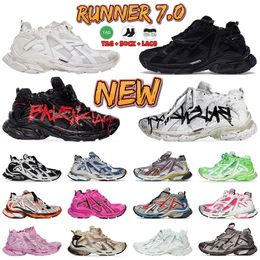 Designers Paris Runner 7.0 Men Women Shoes Transmit Sense 7 Blue Grey Trainers Black White Pink Blue Burgundy Graffiti Deconstruction Sneakers Sneakers