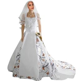 2021 Vestidos longos femininos com miçangas Camo Cetim Casamento Sweetheart Apliques de renda Vestidos de noiva com amarração nas costas com véu camuflado 210J