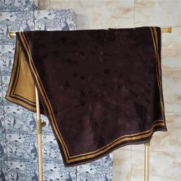 Stripe Frame Brown Towels Luxury Designer Letter Full Old Flower Towels Shower Towel Body Wrap For Men And Women236m