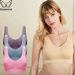 Queenral 3PCS lot Plus Size Bras For Women Seamless Bra With Pads Big Size 5XL 6XL Bralette Push Up Brassiere Vest Wireless BH 201276P