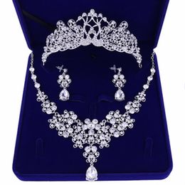 Wedding bride jewelry tiara necklace earrings set Korean tiara wedding diamond necklace set wedding accessories whole310O