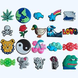 Shoe Parts Accessories Cartoon Cute Charms For Clog Sandals Unsex Decoration Party Birthday Gifts Candy Star Charm Drop Delivery Oty21