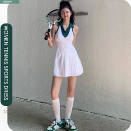 Basic Casual Dresses Women V Neck Tennis Dress Workout Tennis Badminton Polo Dresses High Waist Anti-empty Skirt Dress Active Wear with Chest Pad 230720