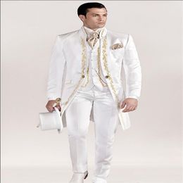 Handsome Embroidery Groomsmen Mandarin Lapel Groom Tuxedos Men Suits Wedding Prom Dinner Man BlazerJacket Pants Tie Vest A1330d