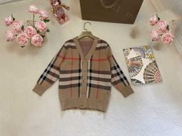 23ss designer brand cardigan sweater coat Color-matching plaid knitted long-sleeved cardigan jacket High quality kids clothing