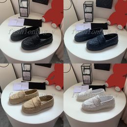 Designer Women Casual Shoes Car Stitching Flat Bottomed Shoes Woven Soft Soles Loafers Small Leather Shoes High Quality Ladies Single Foot Metal Buckle Black Shoe