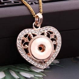 Pendant Necklaces 2022 Rose Gold Heart-shaped Rhinestone Snap Buttons Necklace Fit DIY Ginger Charms 18mm Button Jewelry Gifts2924