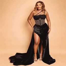 Aso Ebi 2022 Arabic Plus Size Black Sexy Velvet Evening Dresses Lace Beaded High Split Prom Formal Party Second Reception Gowns B0206V